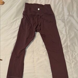 Lulu Cropped Legging
